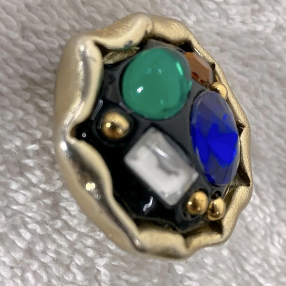 Vintage Handmade Round Plastic  Bejewelled Clip On Earrings - Picture 7 of 10